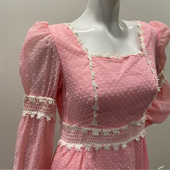 VINTAGE J.C. Penney Pink & White Swiss Dot Princess Floral 1976 Maxi Dress - Picture 3 of 11